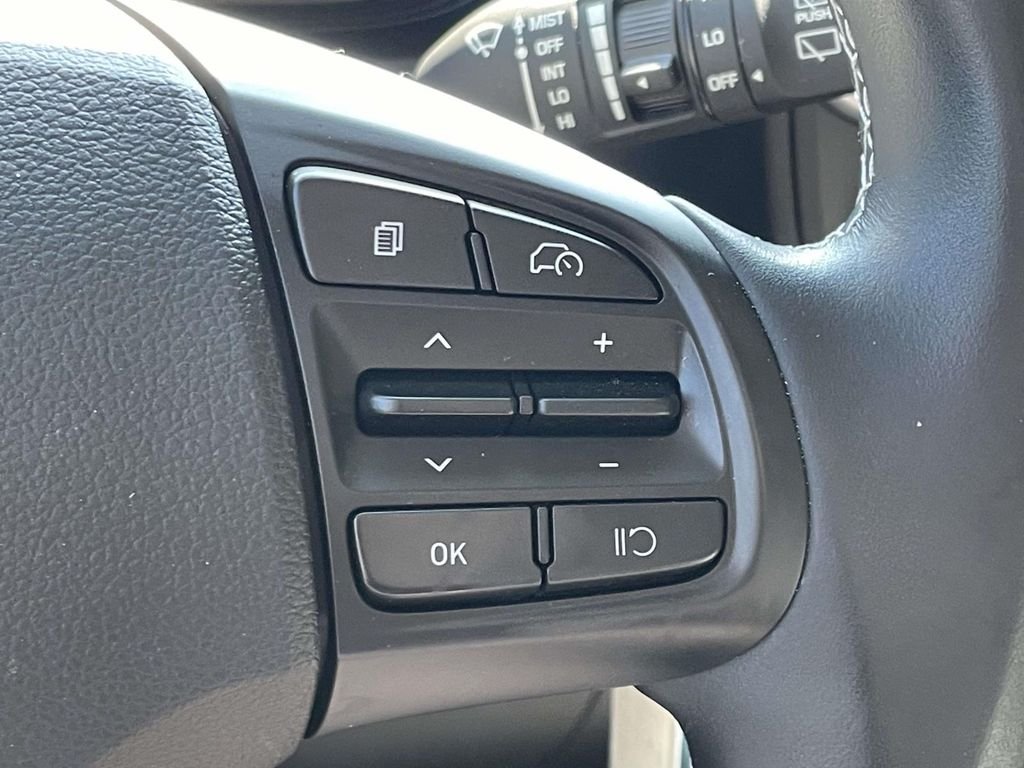 Certified Used 2023 Blue Hyundai SEL image 21