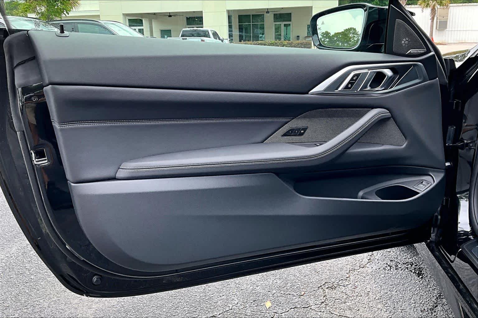 New 2027 BLACK SAPPHIRE BMW M440i image 10