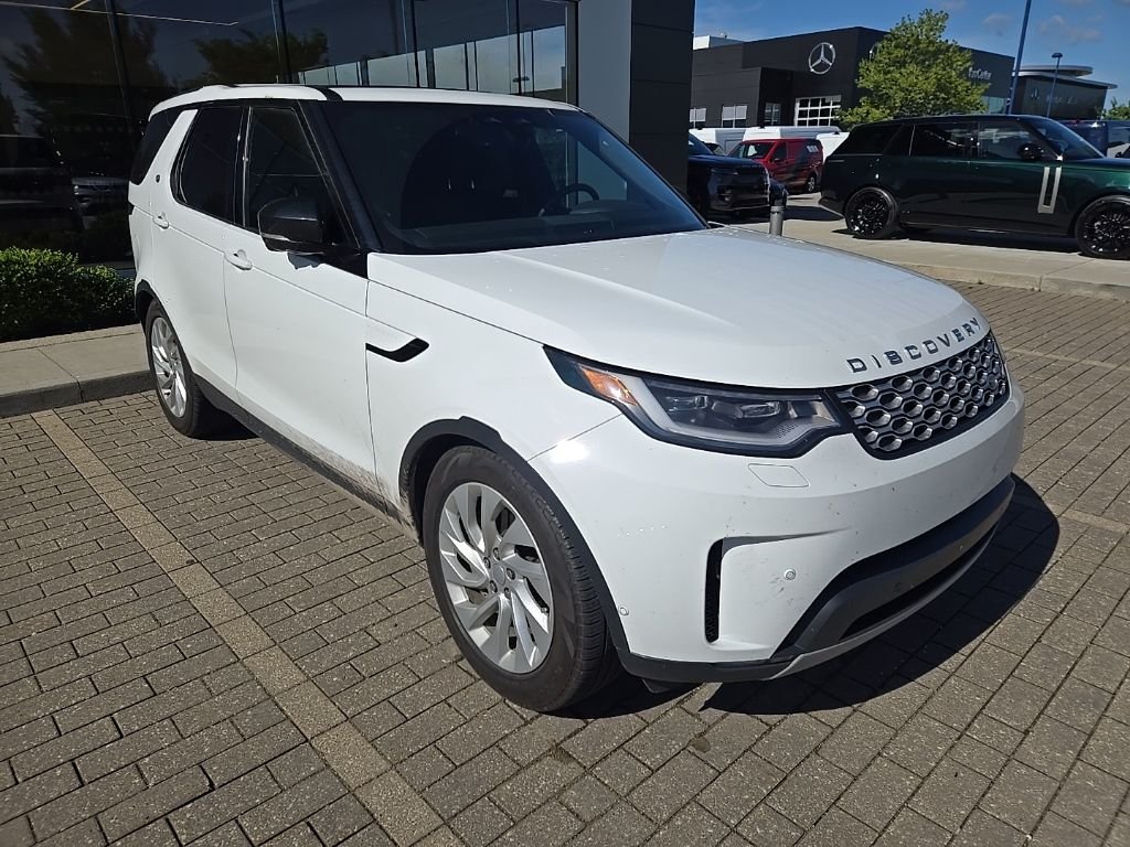 Certified Used 2025 Fuji White Land Rover S image 3