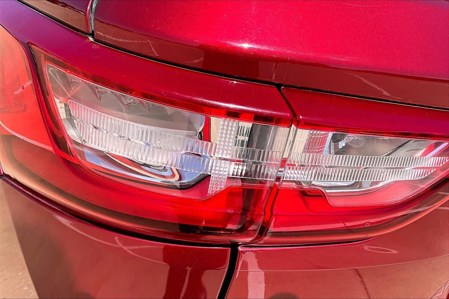Used 2018 Cajun Red Tintcoat Chevrolet LT Leather image 26