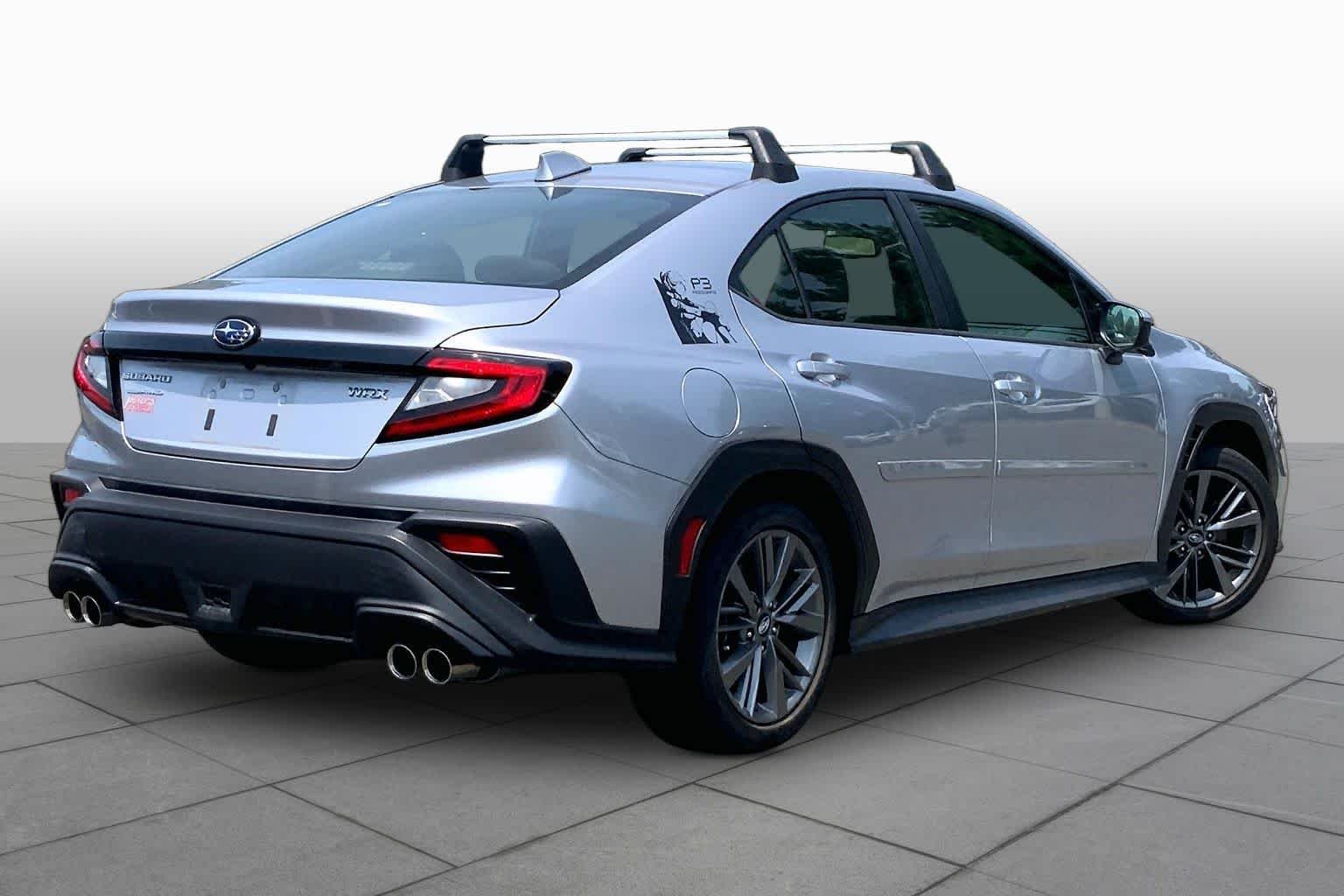 Used 2022 Ice Silver Metallic Subaru  image 13