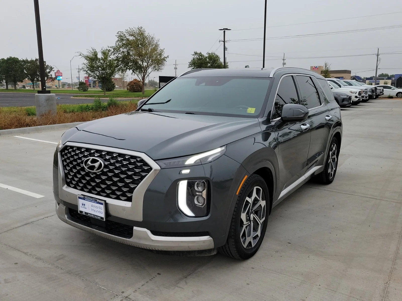 Used 2022 Steel Graphite Hyundai Calligraphy image 1