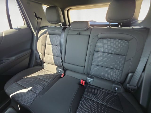 2027 Chevrolet Equinox LT - Photo 14