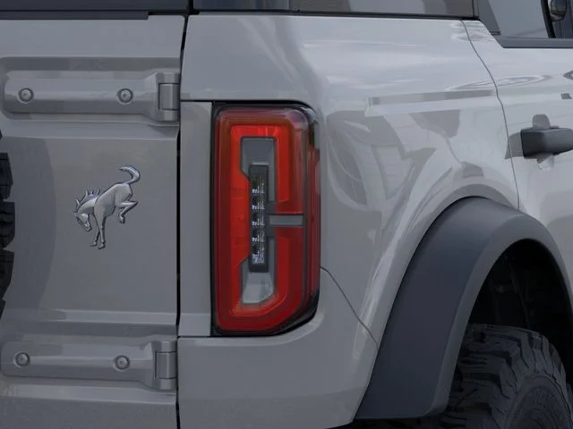 New 2026 Avalanche Gray Ford Badlands image 23