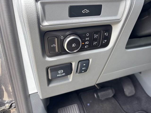 New 2026 Gray Ford Lariat image 17