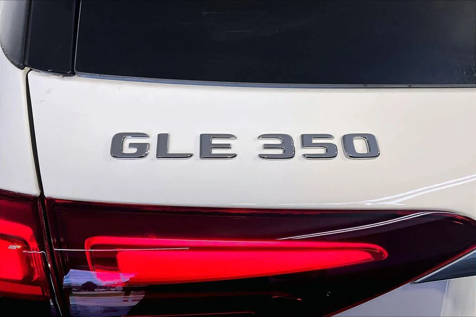 New 2026 Polar White Mercedes-Benz GLE 350 image 6