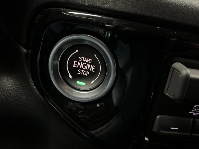 New 2026 Onyx Black GMC SLT image 18