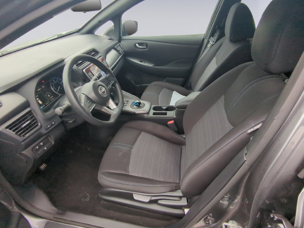 Used 2023 Gray Nissan S image 16