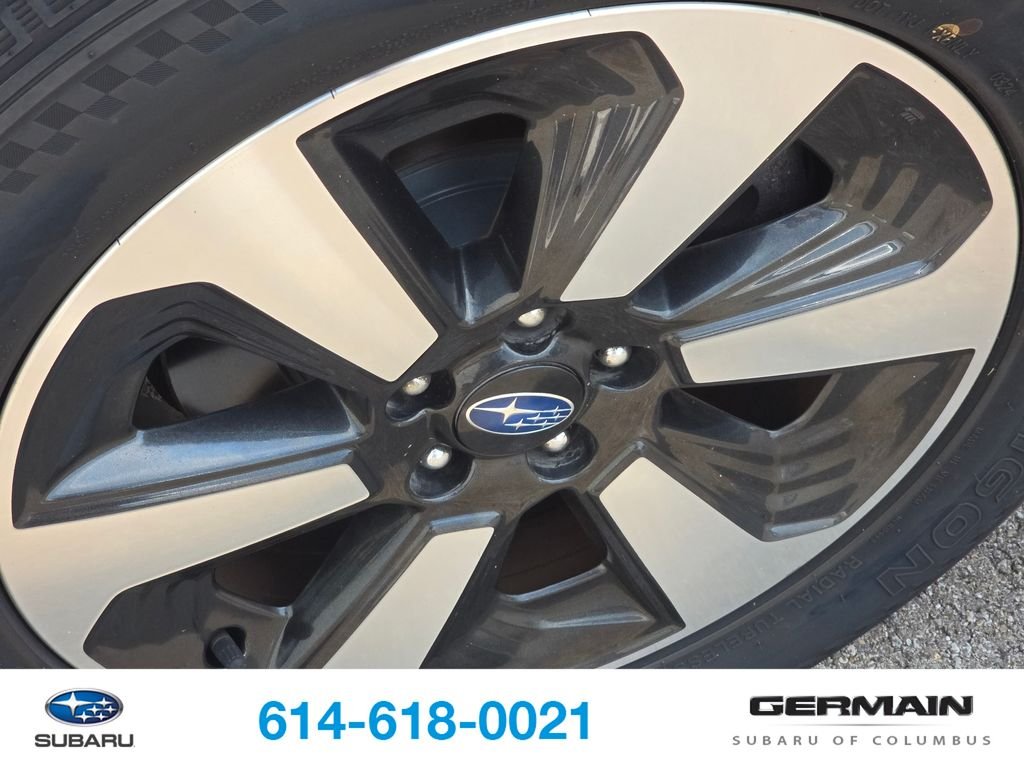 Used 2017 White Subaru 2.5i Premium image 13