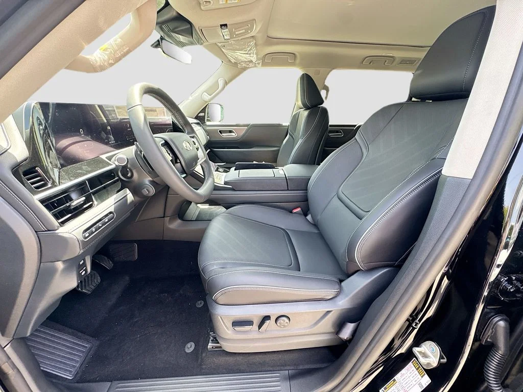 New 2027 BLACK OBSIDIAN INFINITI Luxe 2WD image 22