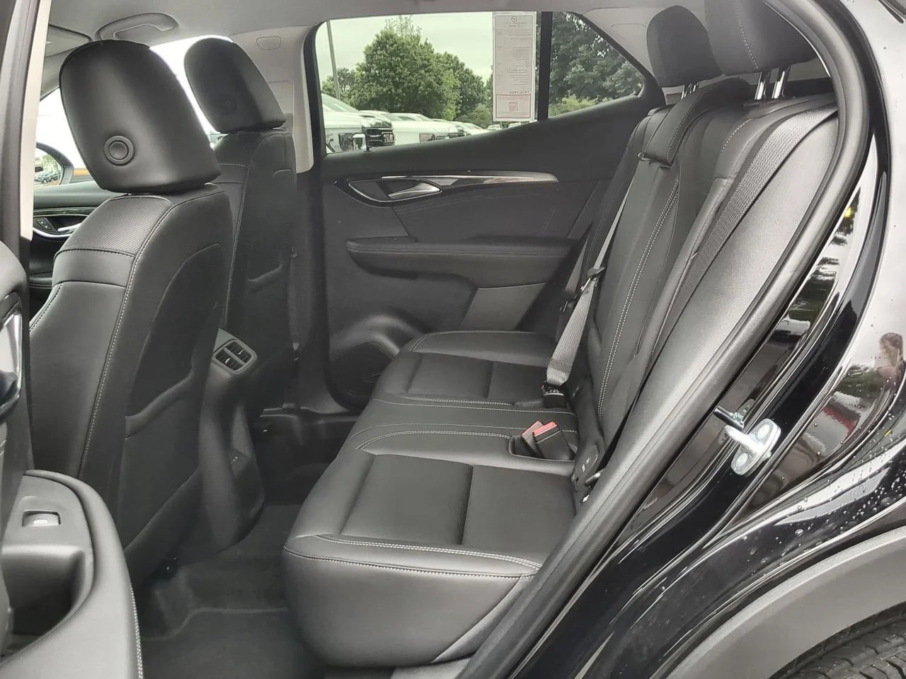 New 2026 Ebony Twilight Metallic Buick Preferred image 25