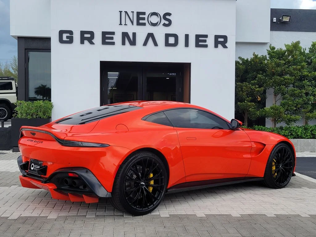 Used 2023 Q Cosmos Orange Aston Martin  image 4