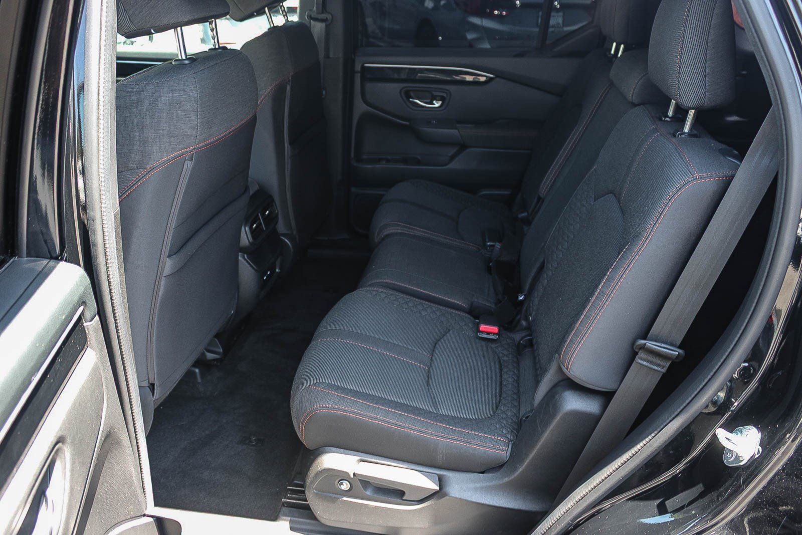 2024 Honda Pilot Sport - Photo 18