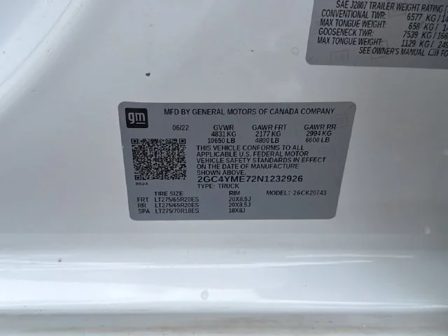 Used 2022 White Chevrolet Custom image 30