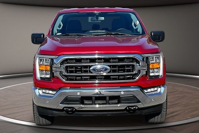Used 2022 Red Ford XLT image 3