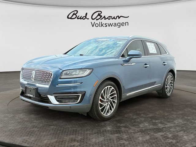 Used 2019 Blue Diamond Metallic Lincoln Reserve image 1