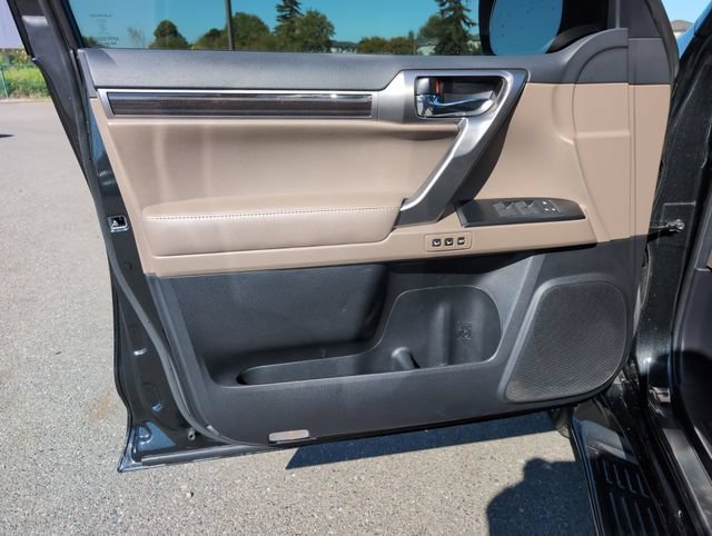 Used 2022 Caviar Lexus 460 image 17