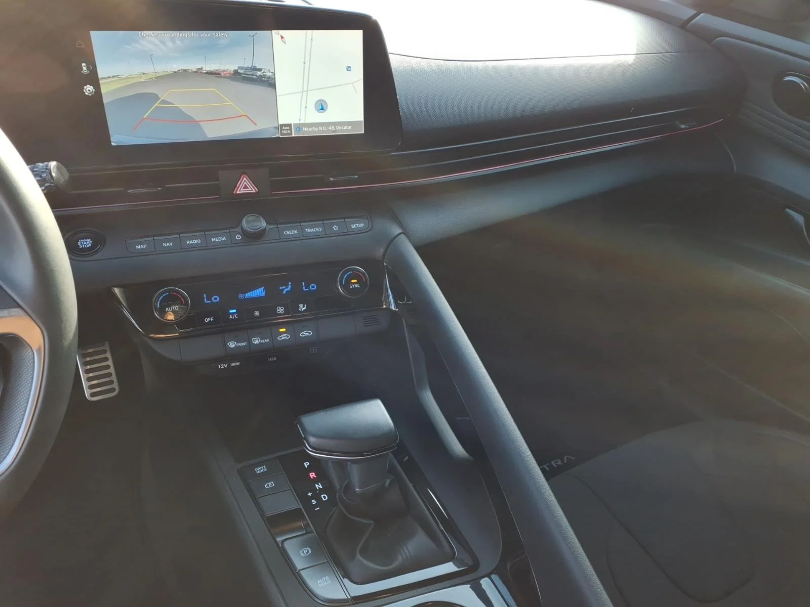 Used 2025 Black Hyundai SEL Sport image 7