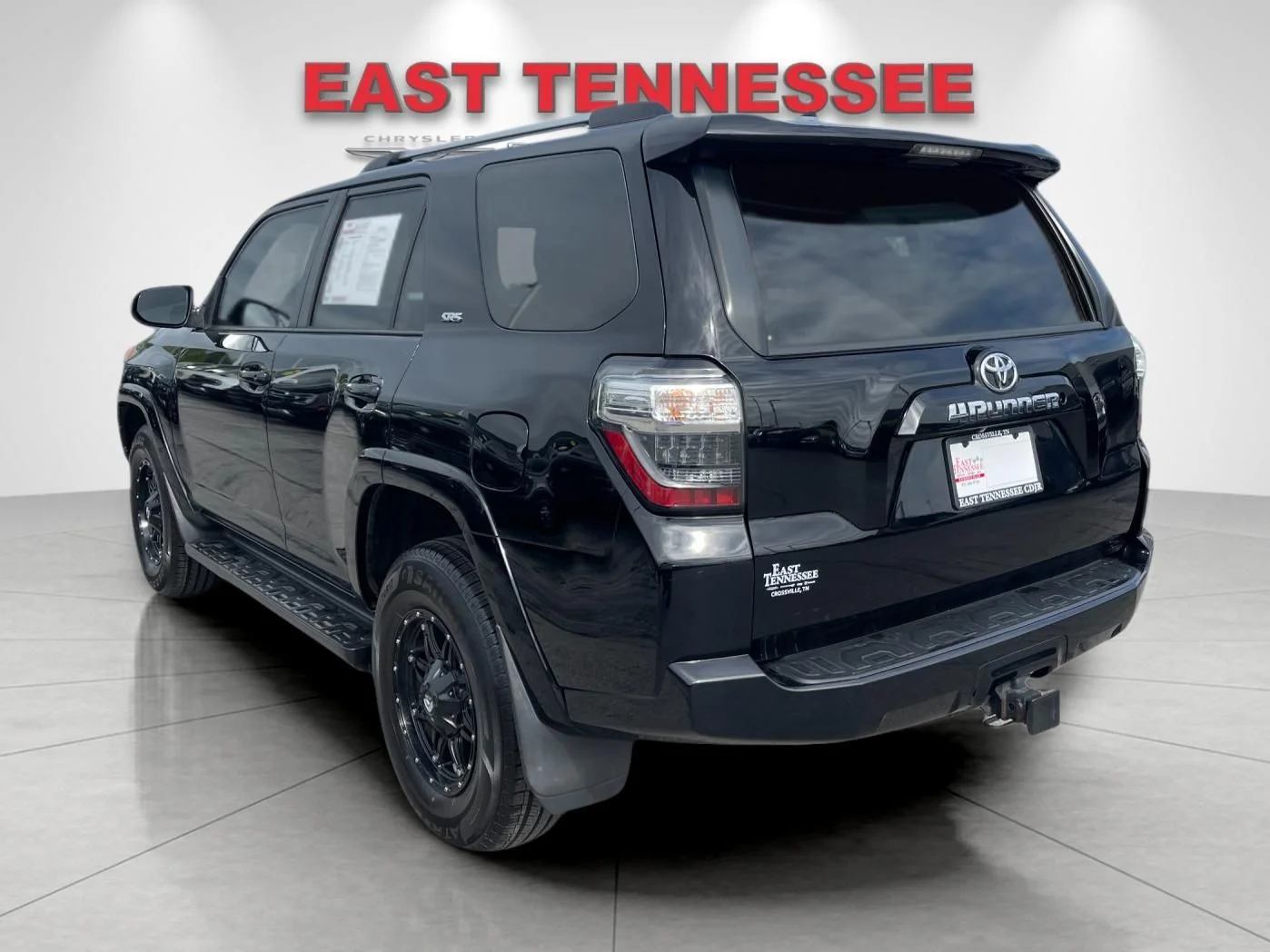 Used 2019 Black Toyota SR5 image 5