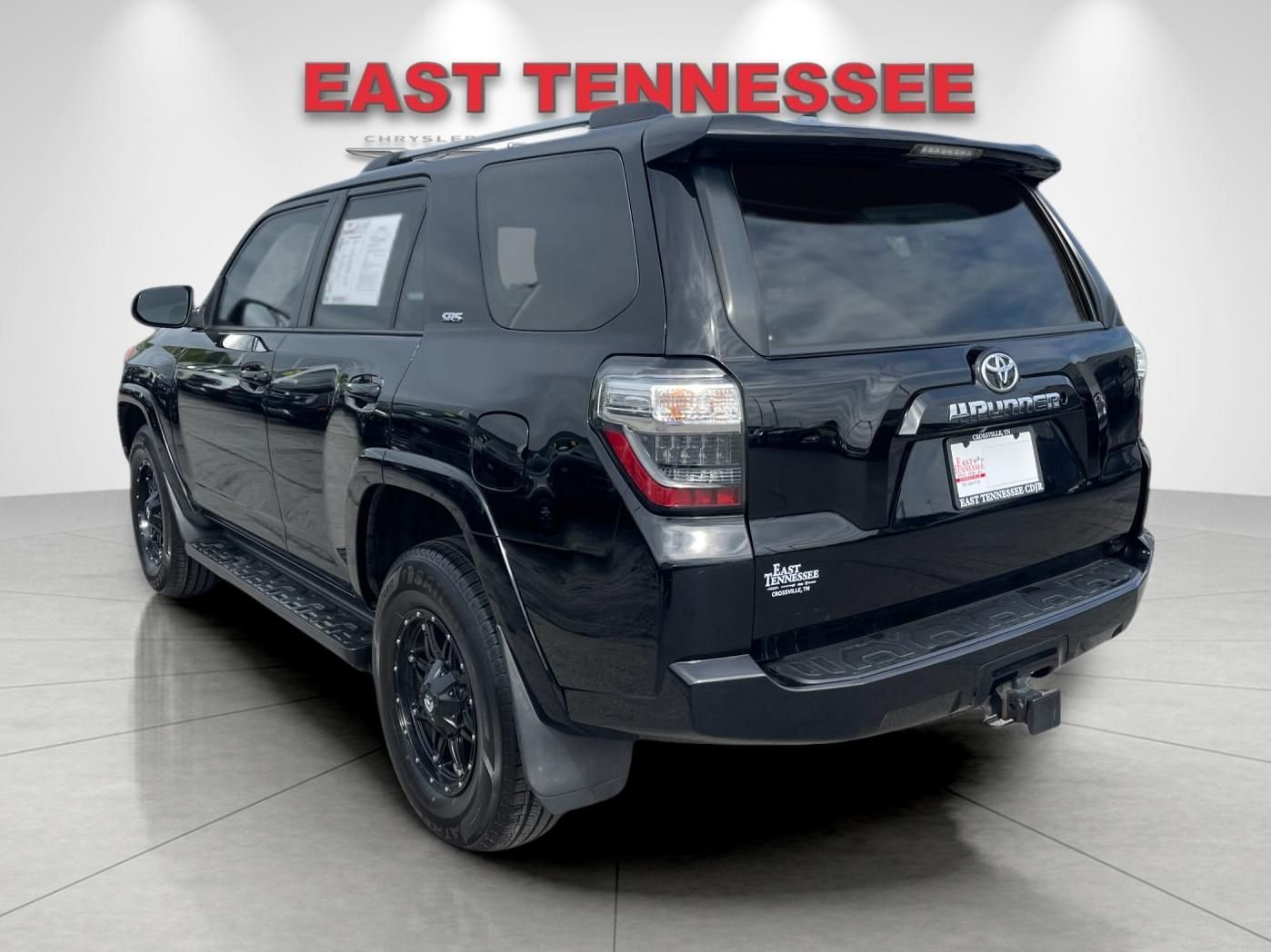 Used 2019 Black Toyota SR5 image 5