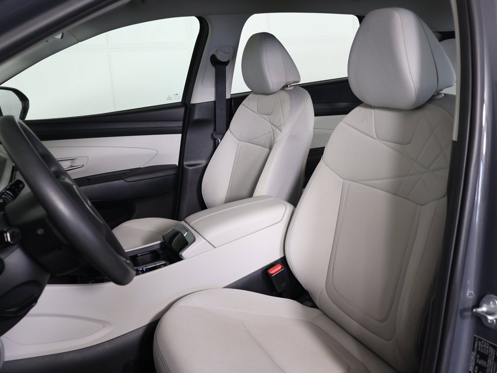Certified Used 2025 Gray Hyundai SE image 24