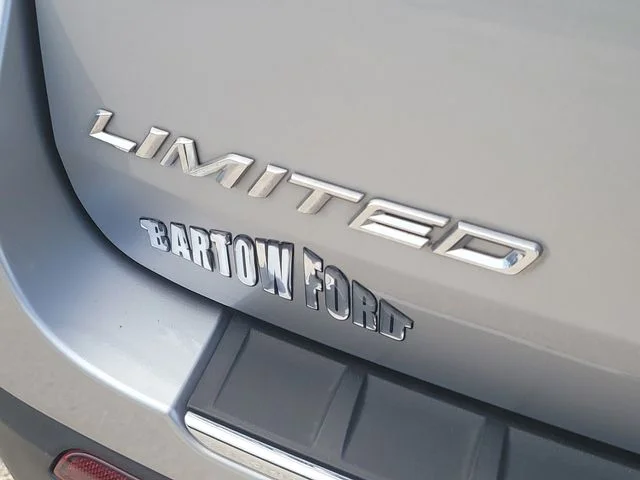 Used 2022 Silver Ford Limited image 9