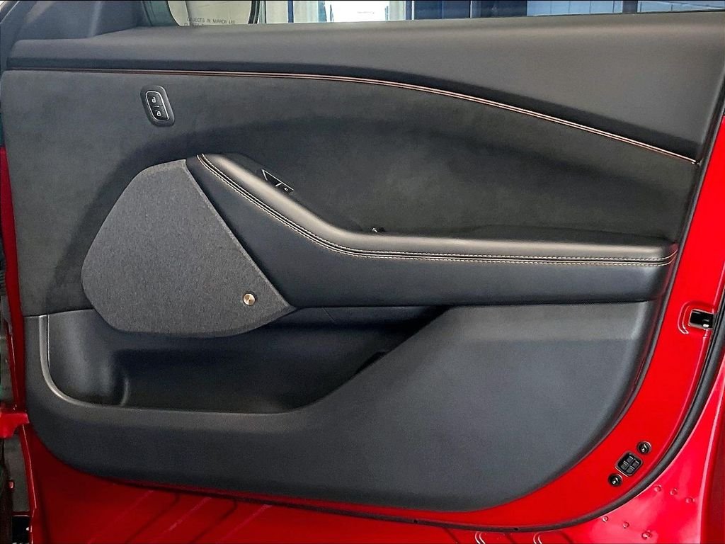 Used 2022 Red Ford GT image 12