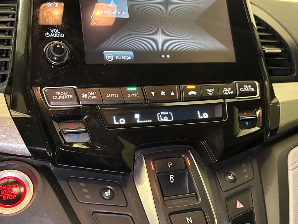 Used 2018 Modern Steel Metallic Honda EX image 27