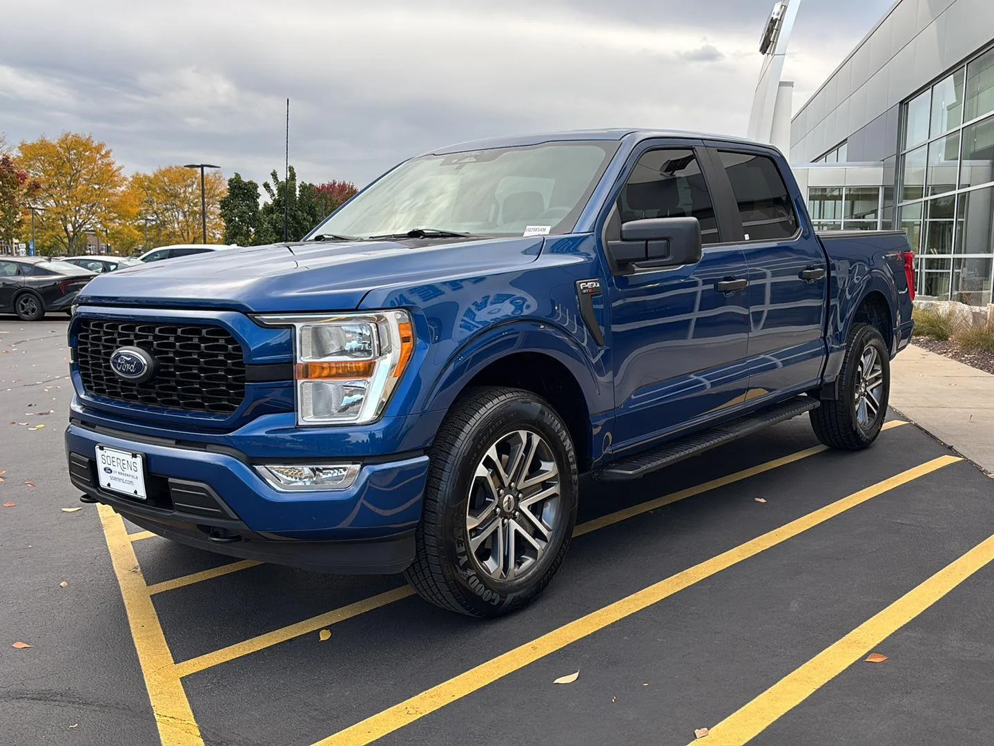 Certified Used 2022 Atlas Blue Ford XL image 3
