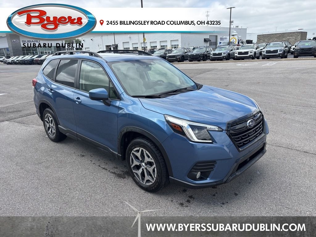 2023 Subaru Forester Premium's photo