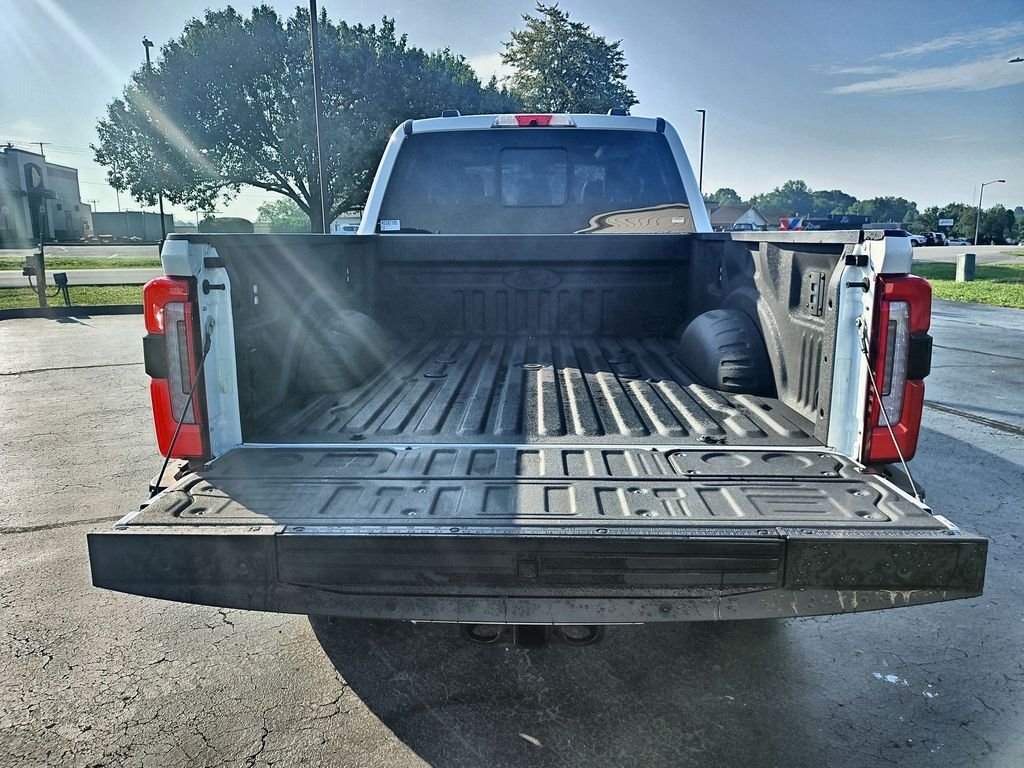 Used 2024 White Ford Limited image 24