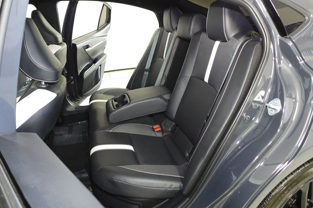 Used 2025  Toyota SE image 20