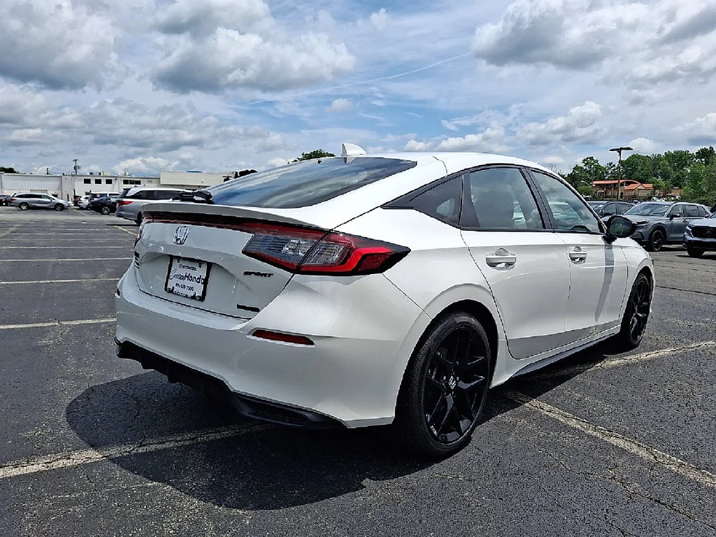 2026 Honda Civic Hatchback Sport - Photo 6