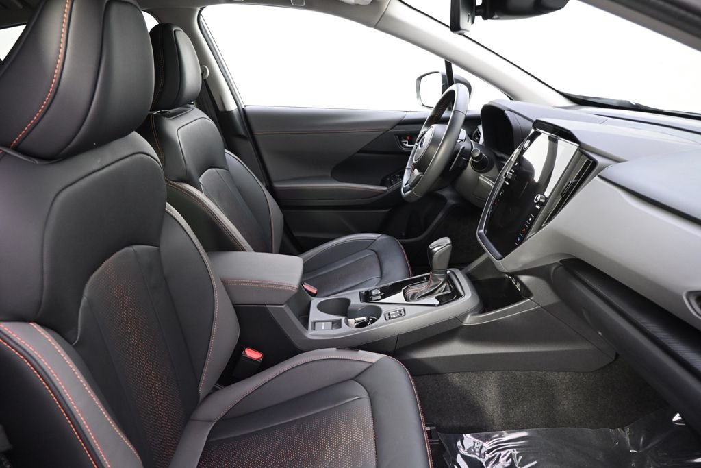 Used 2024 Crystal White Pearl Subaru Limited image 15