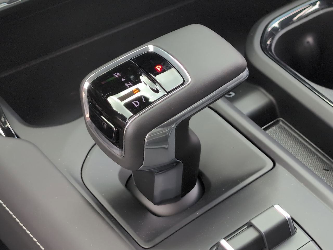 2026 GMC Sierra 1500 AT4X - Photo 16
