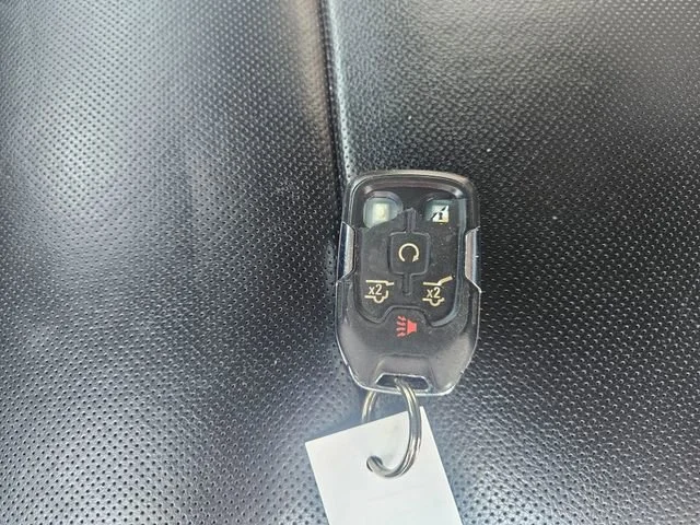 Used 2019 SHADOW GRAY METALLIC Chevrolet Premier image 30