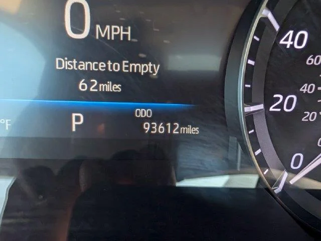 Used 2020 White Toyota XLE image 16