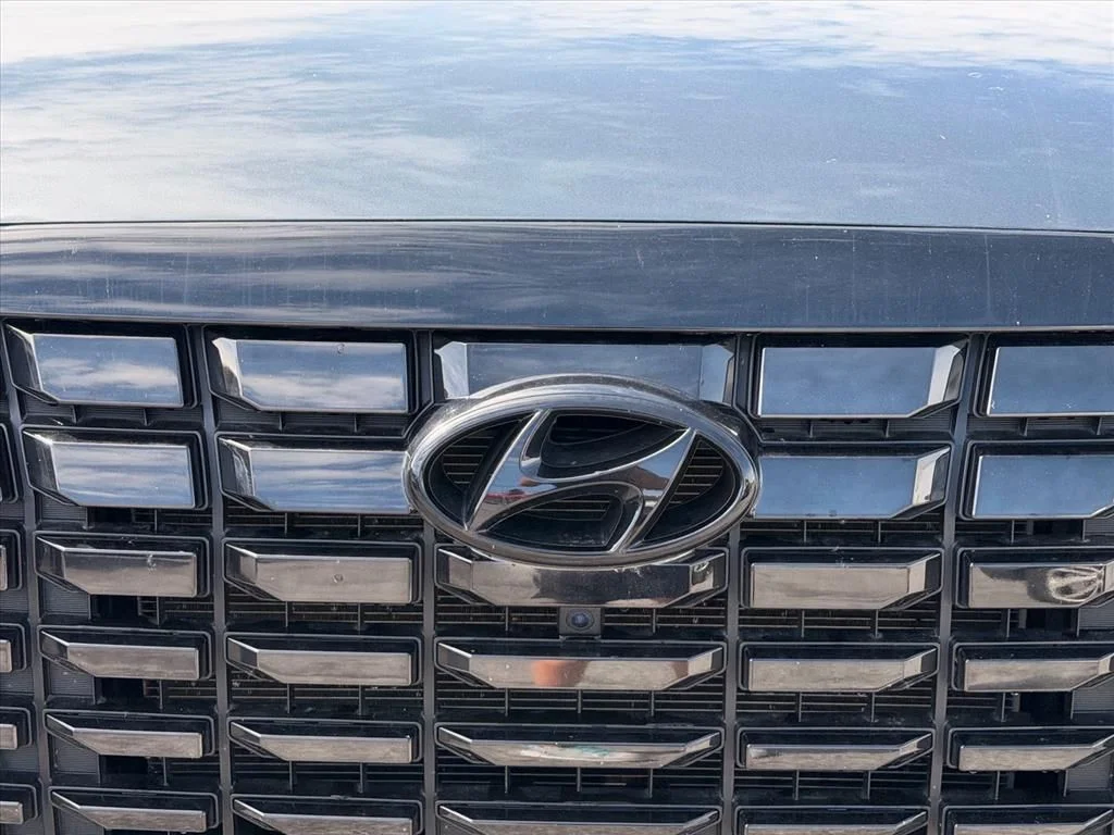 Used 2024 Gray Hyundai SEL image 23