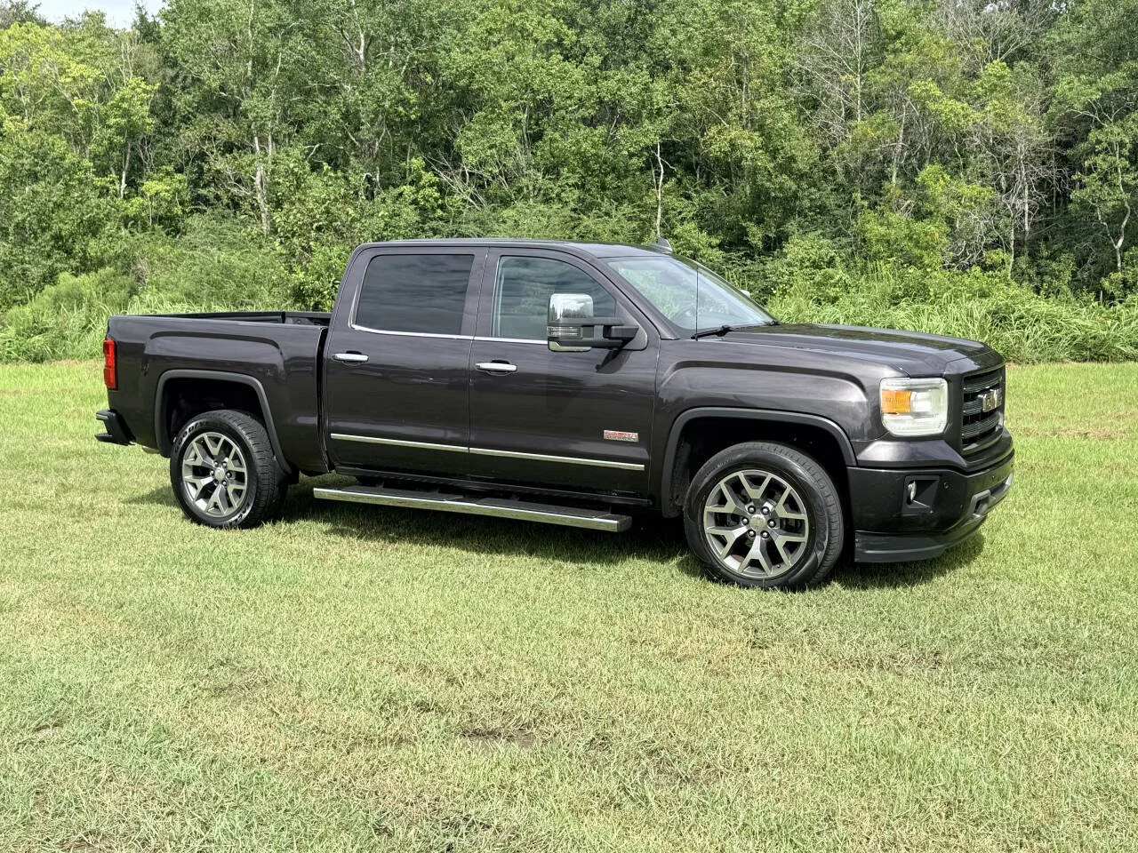 Used 2015 Gray GMC SLT 4x4 4dr Crew Cab 5.8 ft. SB image 7