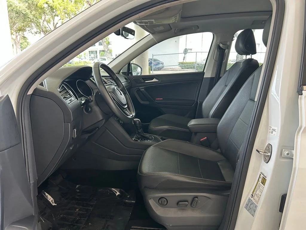 Used 2021 White Volkswagen 2.0T SE image 6
