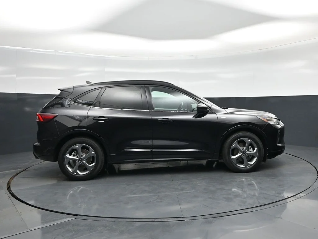 Used 2023 Black Ford ST-Line image 20