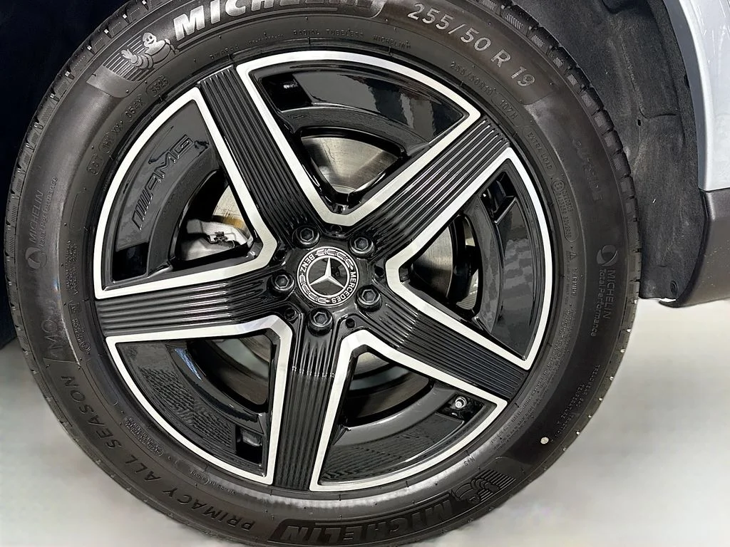 Certified Used 2026  Mercedes-Benz GLC 300 image 31