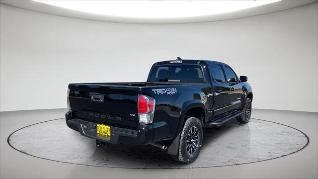 Certified Used 2023 BLACK Toyota  image 3