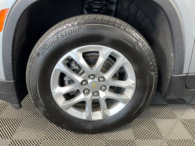 Used 2023 Gray Chevrolet LS image 10