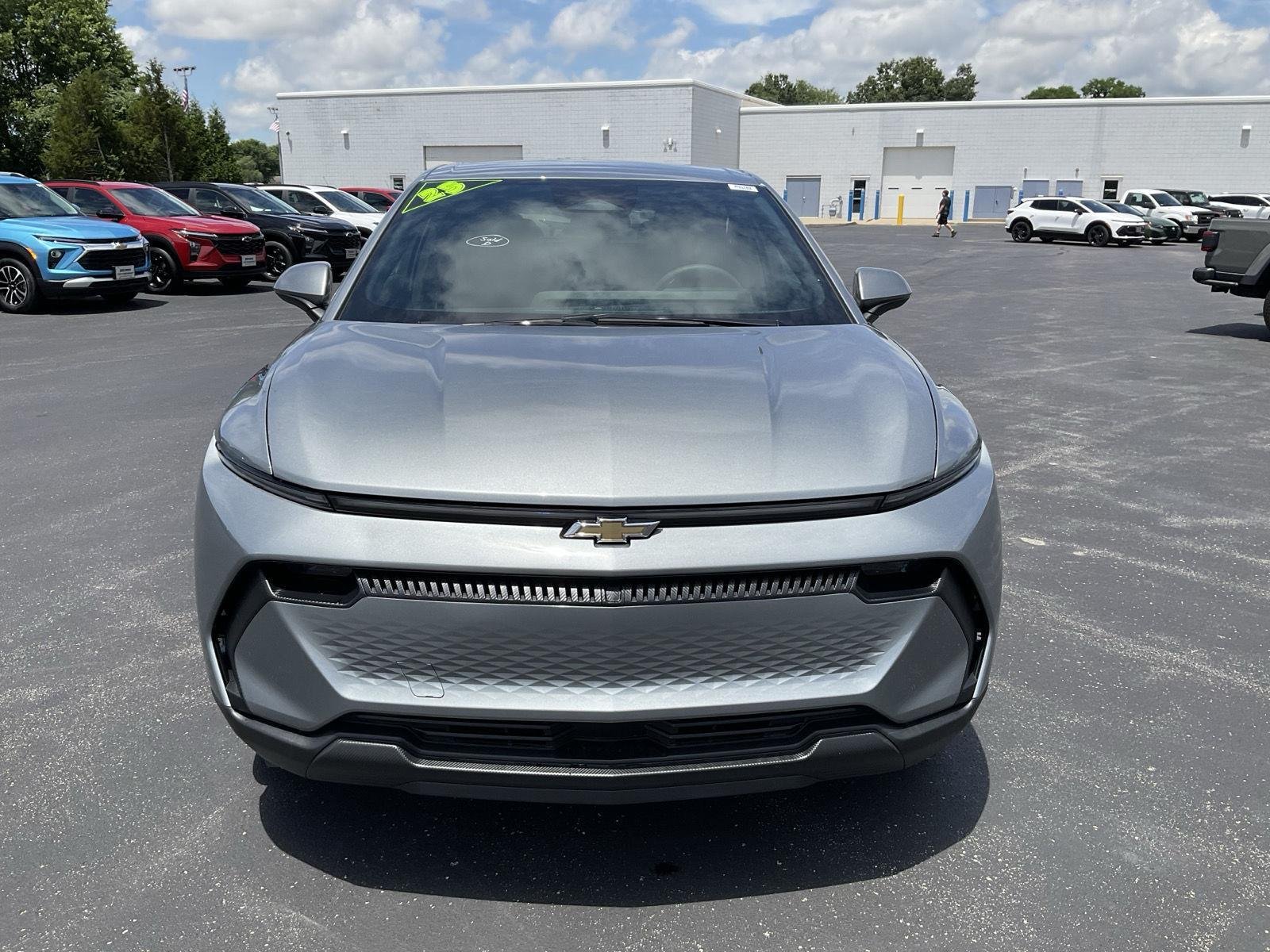 Used 2025 Chevrolet Equinox EV 1LT with VIN 3GN7DMRP0SS232126 for sale in Corydon, IN
