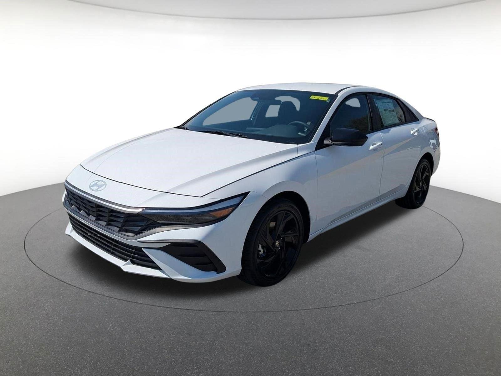 New 2026 Serenity White Hyundai SEL Sport image 7