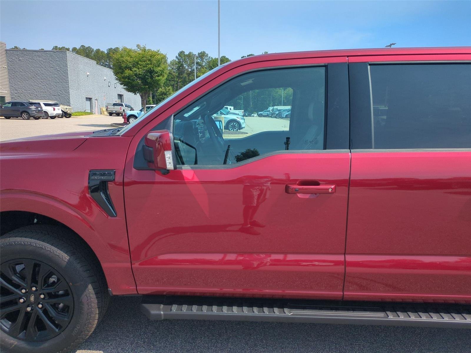 New 2026 Ruby Red Metallic Tinted Clearcoat Ford Lariat® image 15
