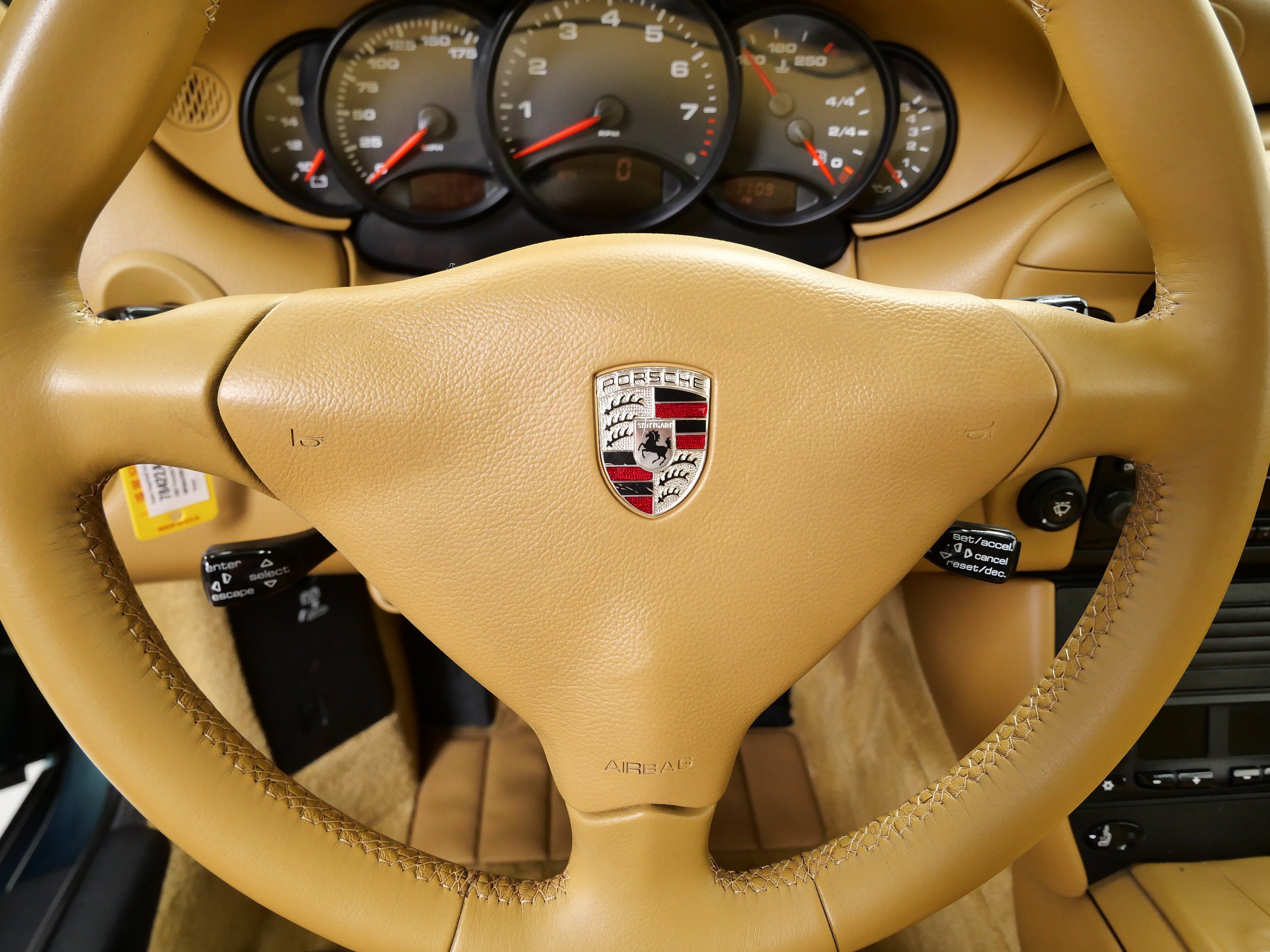 Used 2001 Forest Green Metallic Porsche  image 24
