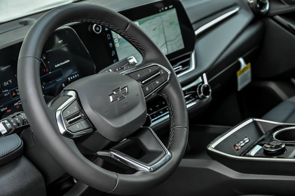 2027 Chevrolet Equinox LT - Photo 13