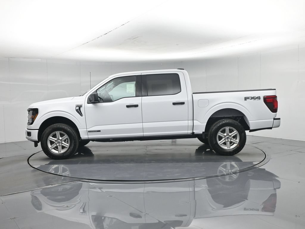 New 2026 Oxford White Ford XLT image 28